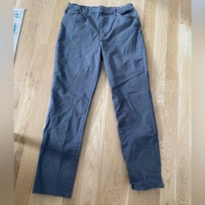 Gloria Vanderbilt grey jeans